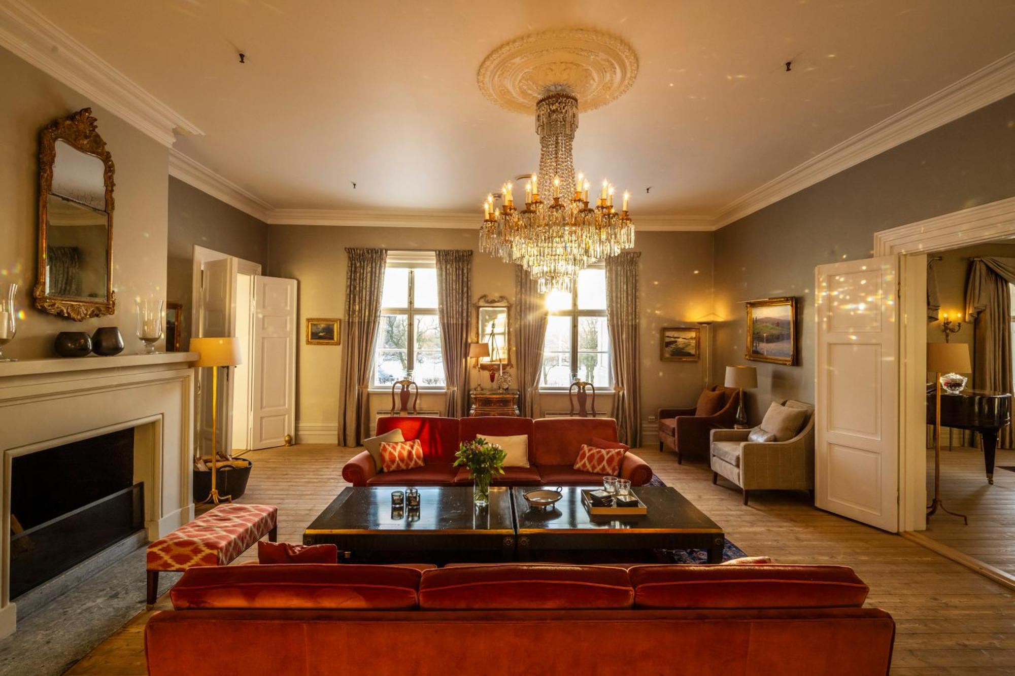 Borregard Hovedgard - By Classic Norway Hotels 萨普斯堡 外观 照片