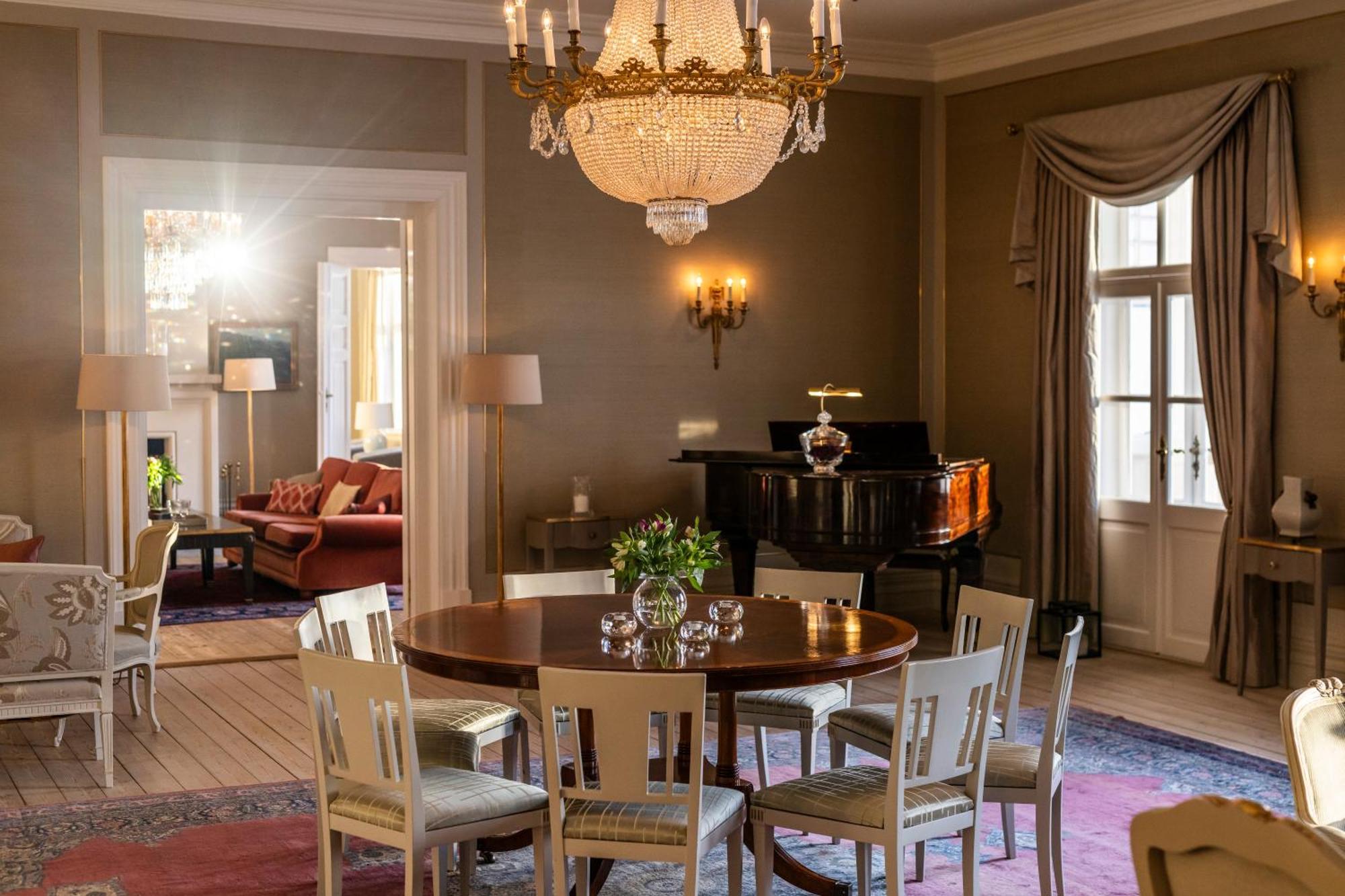 Borregard Hovedgard - By Classic Norway Hotels 萨普斯堡 外观 照片