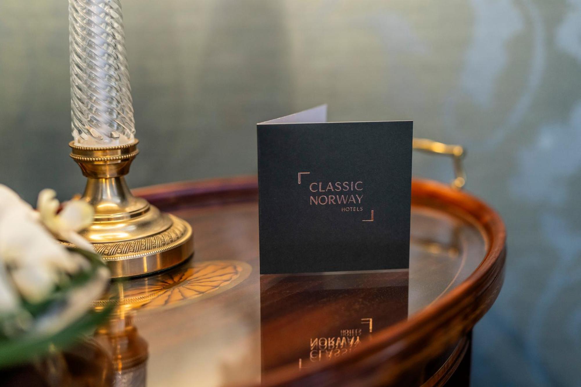 Borregard Hovedgard - By Classic Norway Hotels 萨普斯堡 外观 照片