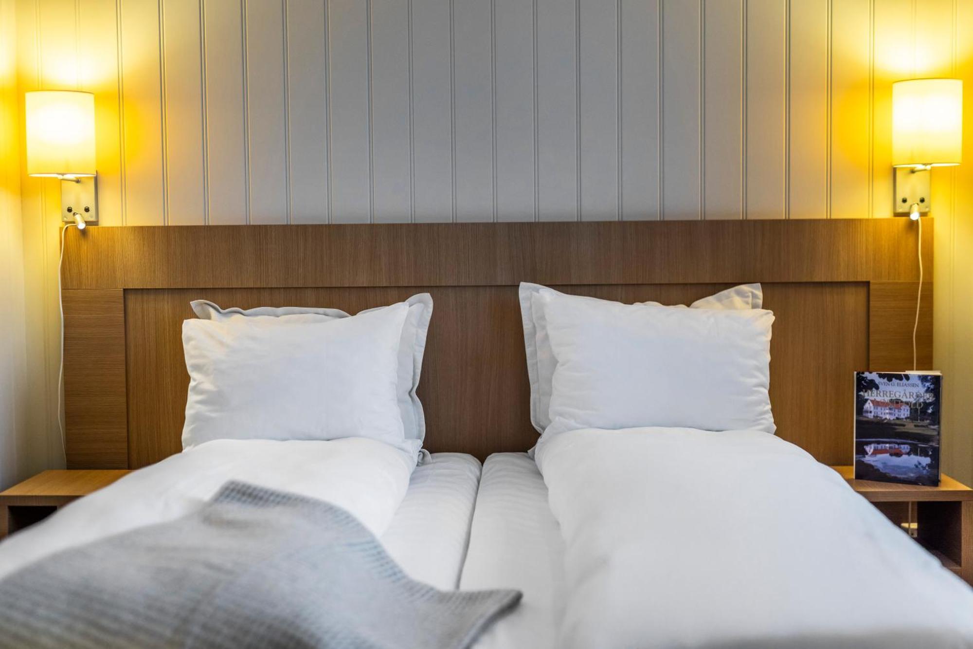 Borregard Hovedgard - By Classic Norway Hotels 萨普斯堡 外观 照片